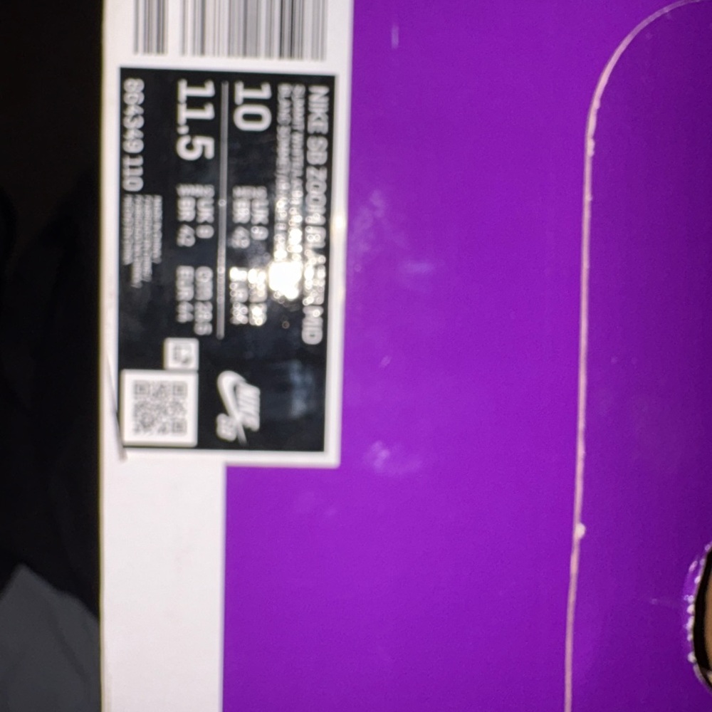Nike SB Zoom Blazer Mid in Purple and White